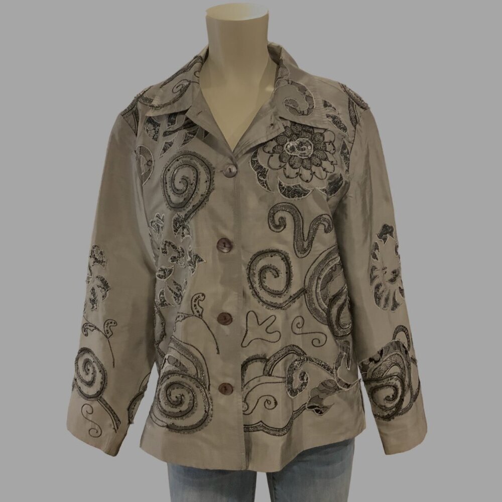 Cold water Creek Jacket women’s size medium silver, black embroidery, beading, s